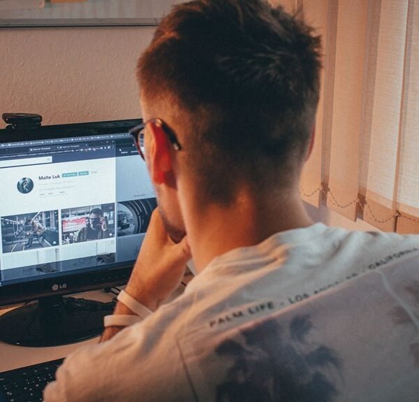 dianaandr3a website feature highlights